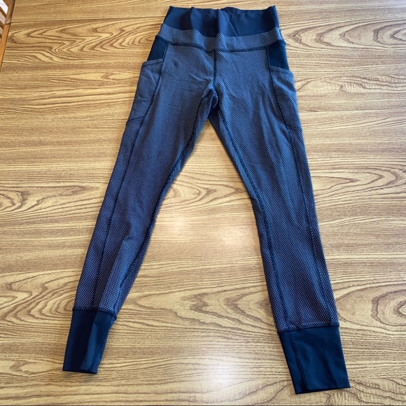 lululemon athletica Pants - Lululemon en route cropped black white leggings